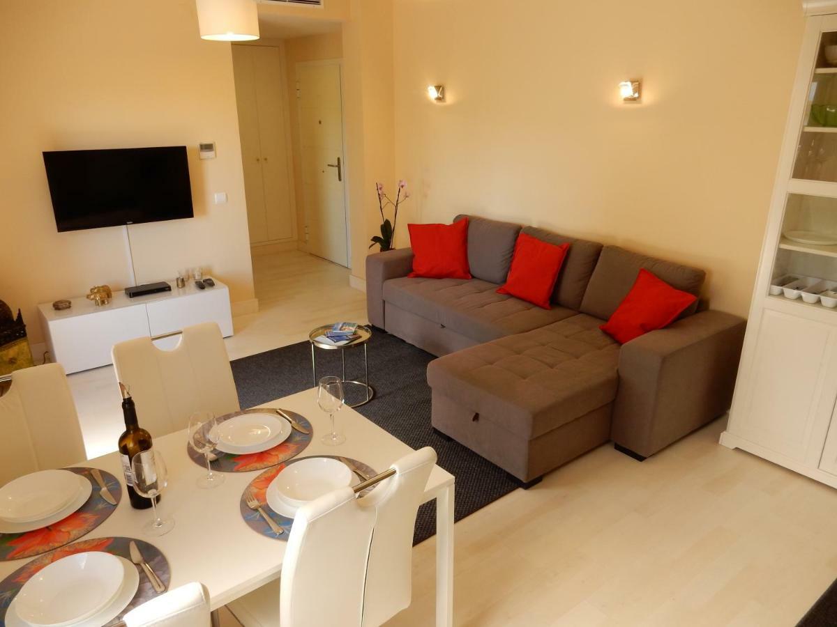 Beach & Sea Apt, Fast Wifi, Airco, Private Parking And Pool Portimao Exterior photo